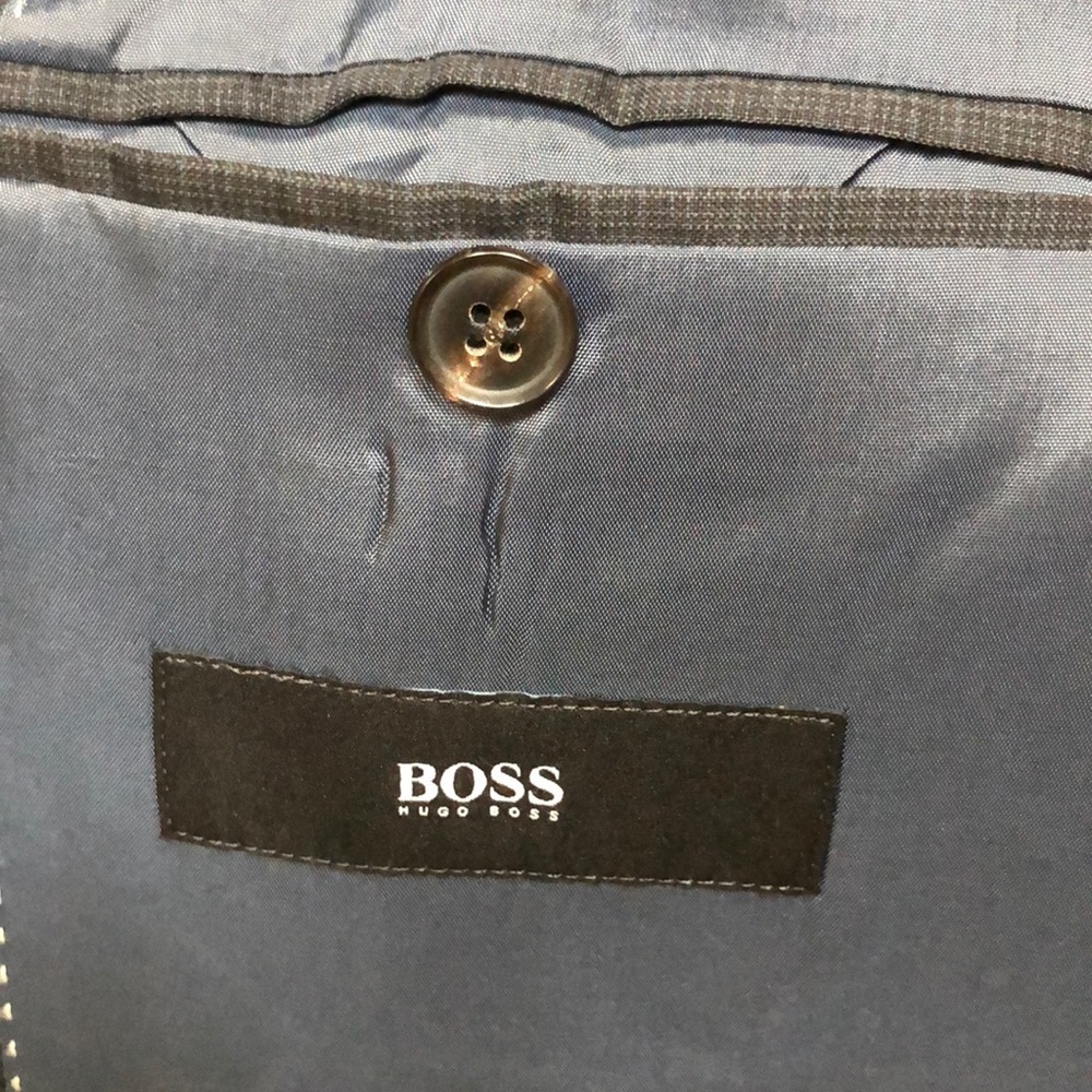 BOSS Black label navy mini plaid 2 button blazer - Picture 5 of 7